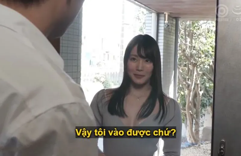 Người anh hàng xóm giàu có bị cô em gái xinh tươi, mới cưới chồng dọn về nhà bên dụ dỗ quan hệ.